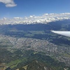 Flugwegposition um 13:33:22: Aufgenommen in der Nähe von Innsbruck, Österreich in 2761 Meter
