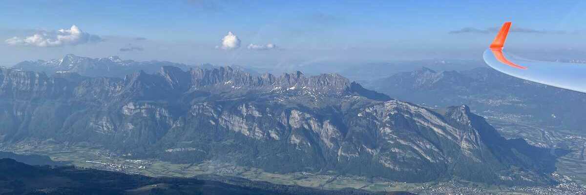 Verortung via Georeferenzierung der Kamera: Aufgenommen in der Nähe von Sarganserland, Schweiz in 3000 Meter