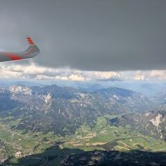 Flugwegposition um 13:42:48: Aufgenommen in der Nähe von Admont, Österreich in 2746 Meter