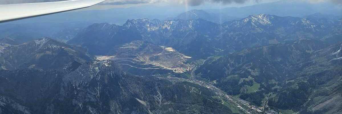 Flugwegposition um 11:25:49: Aufgenommen in der Nähe von Eisenerz, Österreich in 3018 Meter