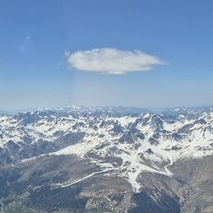 Flugwegposition um 13:04:50: Aufgenommen in der Nähe von Engiadina Bassa/Val Müstair, Schweiz in 3775 Meter