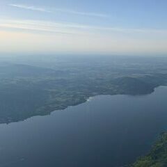 Flugwegposition um 17:16:51: Aufgenommen in der Nähe von Steinbach am Attersee, Österreich in 1942 Meter