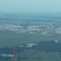 Flugwegposition um 18:13:05: Aufgenommen in der Nähe von Bad Fischau-Brunn, Österreich in 960 Meter