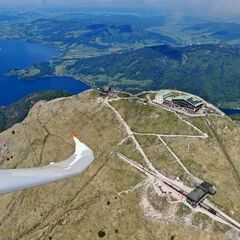 Verortung via Georeferenzierung der Kamera: Aufgenommen in der Nähe von St. Gilgen, Österreich in 2000 Meter