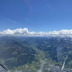 Flugwegposition um 11:39:43: Aufgenommen in der Nähe von Kirchdorf in Tirol, Österreich in 2621 Meter