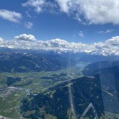 Flugwegposition um 11:59:06: Aufgenommen in der Nähe von Saalfelden am Steinernen Meer, 5760 Saalfelden am Steinernen Meer, Österreich in 2683 Meter