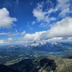 Flugwegposition um 13:51:28: Aufgenommen in der Nähe von Forstau, 5552, Österreich in 2944 Meter