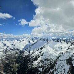 Flugwegposition um 13:06:03: Aufgenommen in der Nähe von Neukirchen am Großvenediger, 5741, Österreich in 3254 Meter