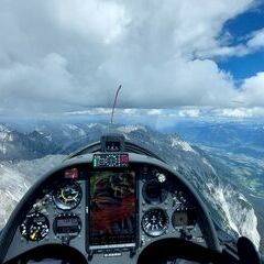 Flugwegposition um 13:02:03: Aufgenommen in der Nähe von Absam, Österreich in 2906 Meter