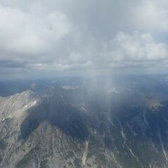 Flugwegposition um 13:05:34: Aufgenommen in der Nähe von Gnadenwald, Österreich in 2777 Meter