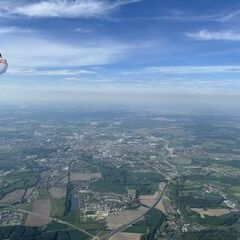 Flugwegposition um 15:19:42: Aufgenommen in der Nähe von Okres České Budějovice, Tschechien in 2199 Meter