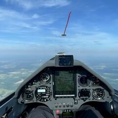 Flugwegposition um 15:19:58: Aufgenommen in der Nähe von Okres České Budějovice, Tschechien in 2193 Meter