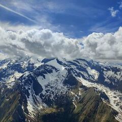 Flugwegposition um 12:34:31: Aufgenommen in der Nähe von Fusch an der Großglocknerstraße, 5672 Fusch an der Großglocknerstraße, Österreich in 2844 Meter